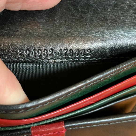 Vintage Gucci wallet! - Picture 12 of 16